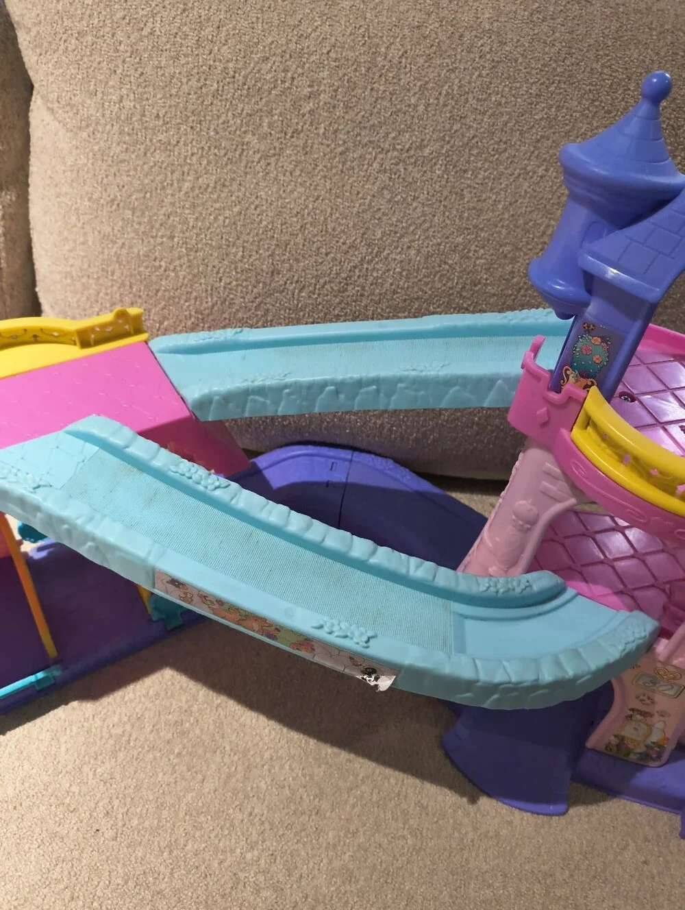 Fisher Price Disney Princess Klip Klop Castle